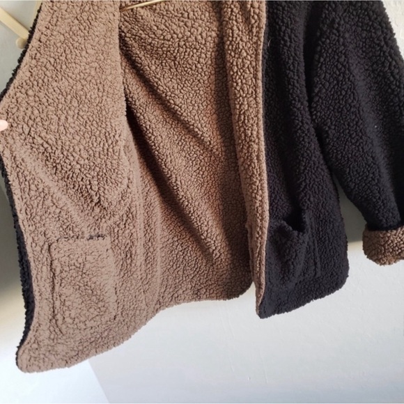 Sherpa Reversible Teddy Bear Coat Black Mocha Women’s Size Medium NWT - Picture 3 of 10